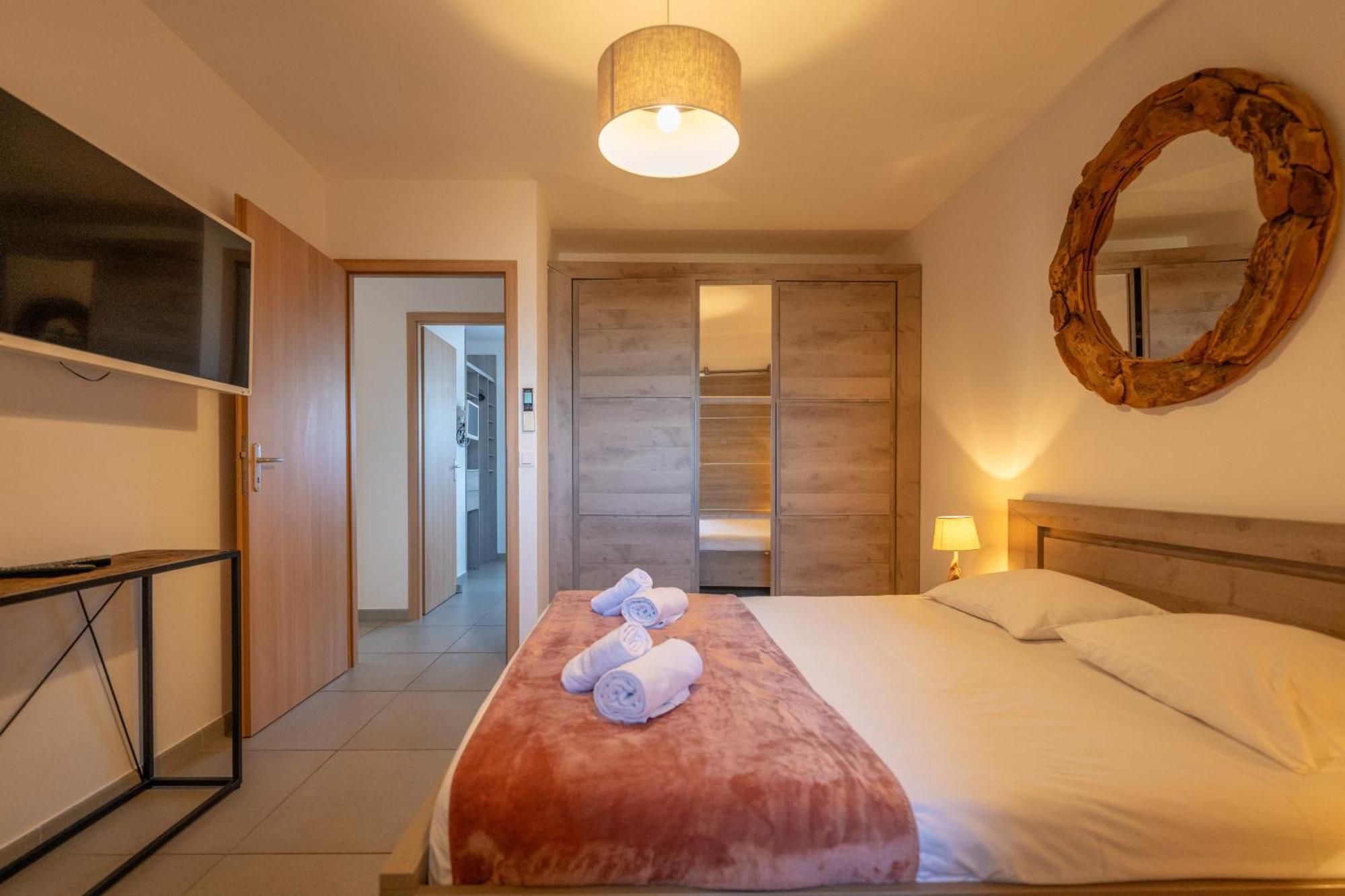 Residence Santa Giulia Park Порто-Веккіо Екстер'єр фото